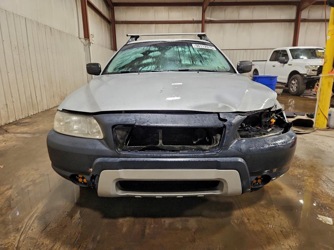 Lot #3311622272 2006 VOLVO XC70