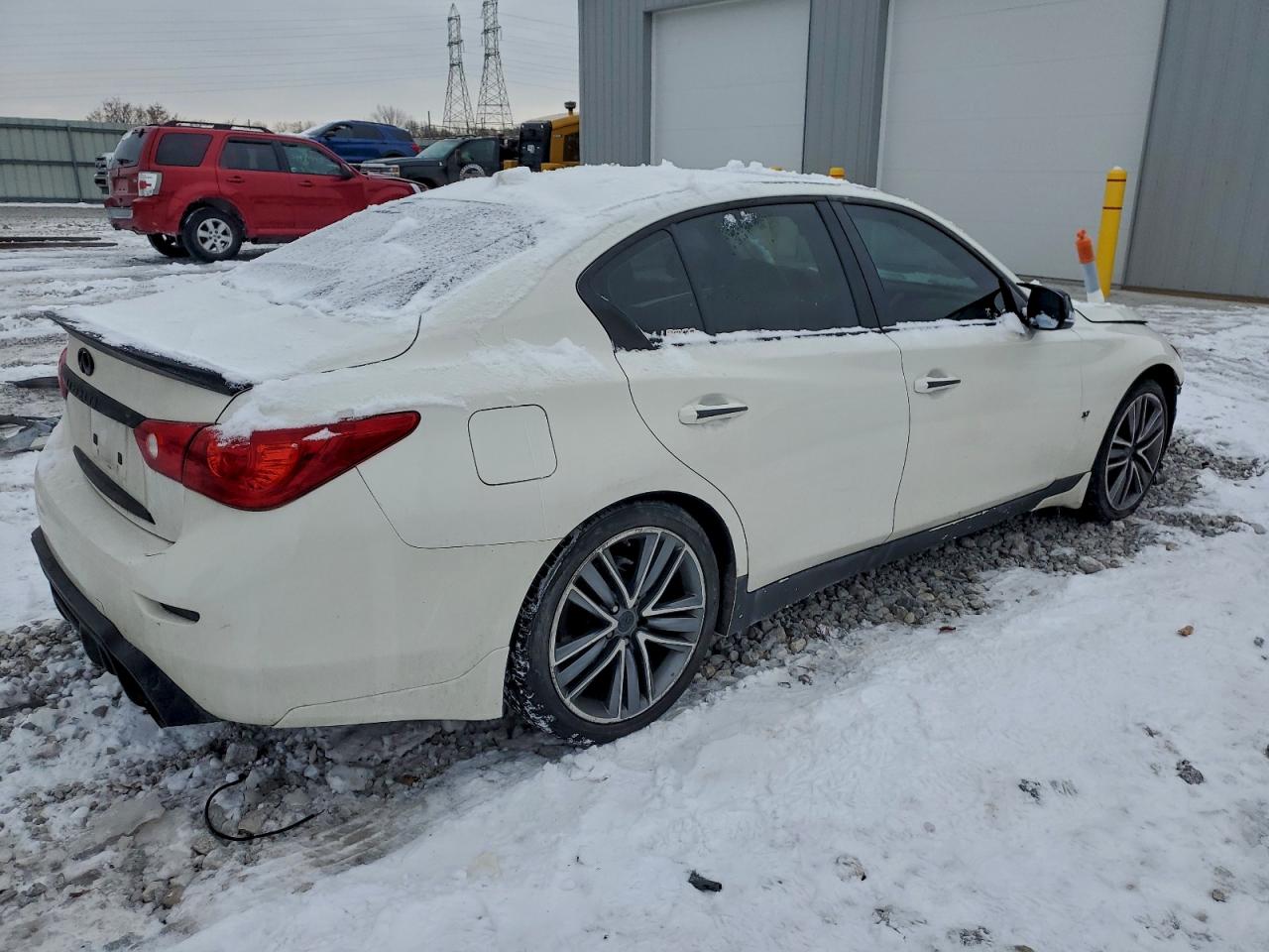 INFINITI Q50 BASE