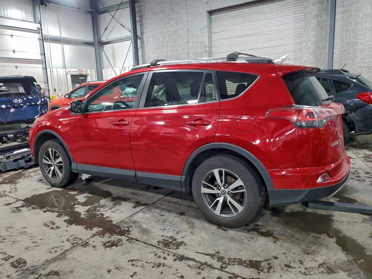 TOYOTA RAV4 XLE