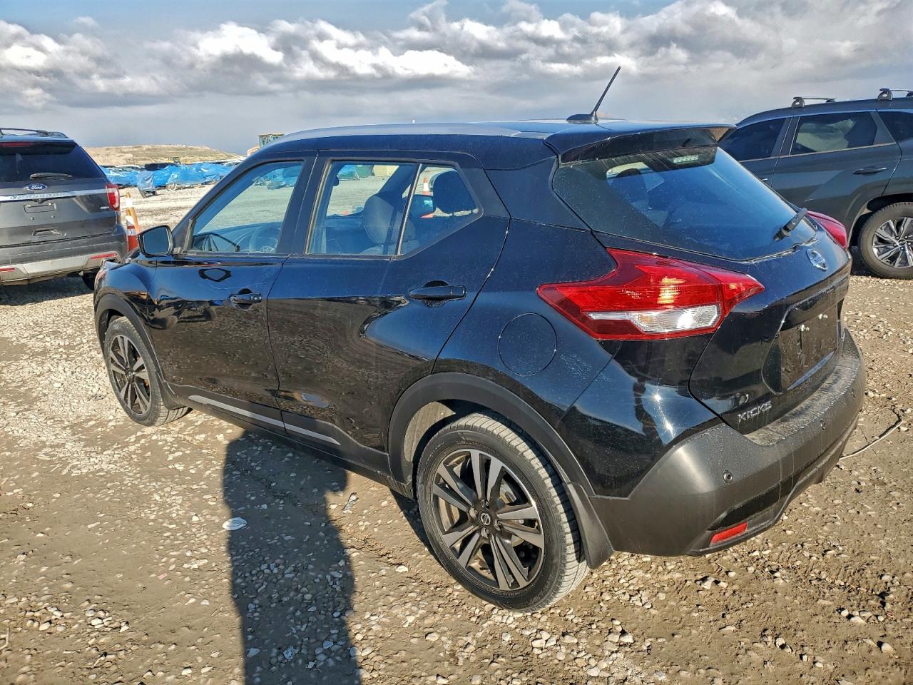 NISSAN KICKS SR