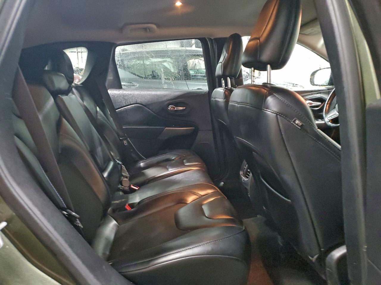 JEEP GRAND CHEROKEE LATITUDE PLUS