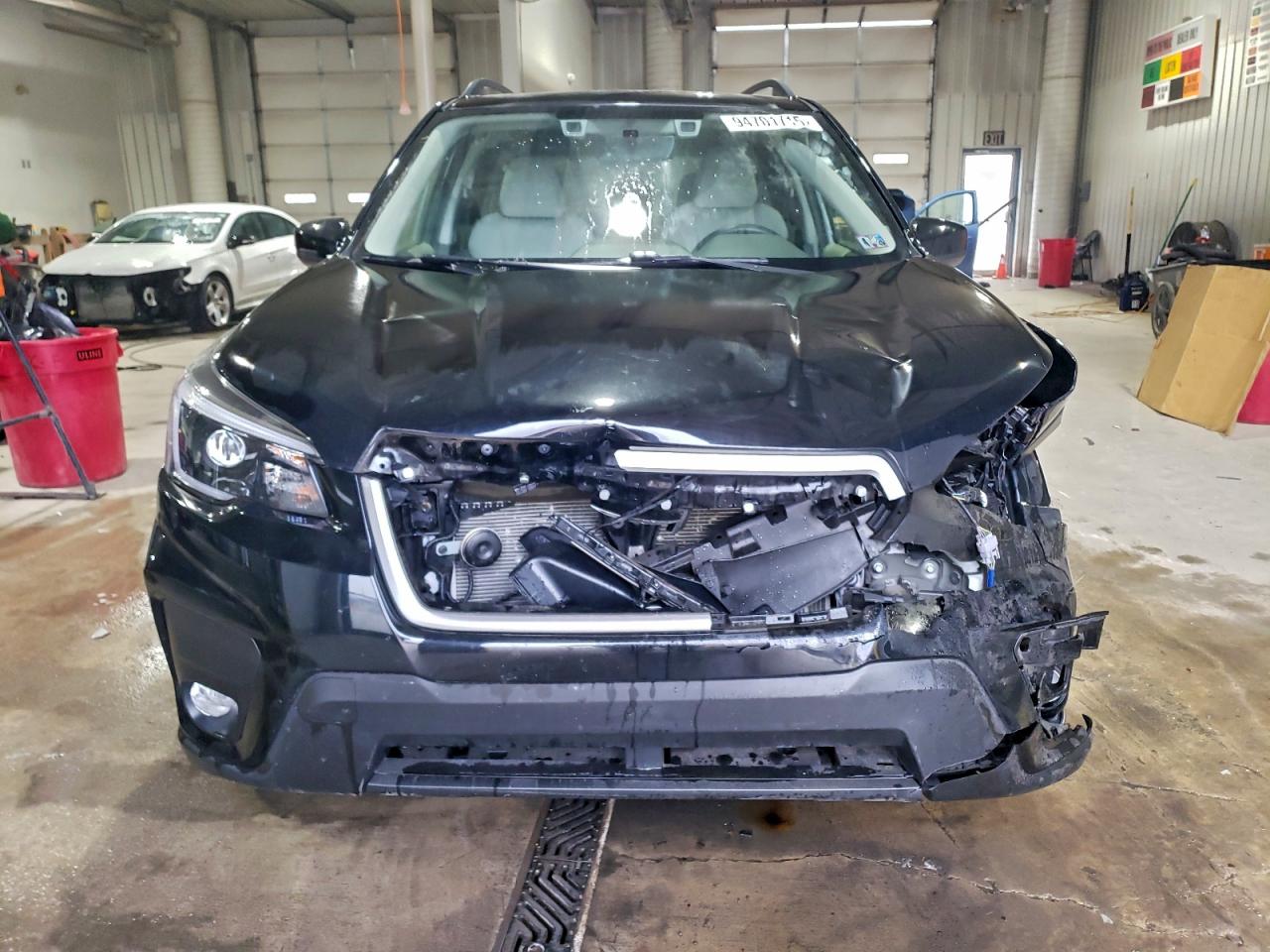 SUBARU FORESTER PREMIUM