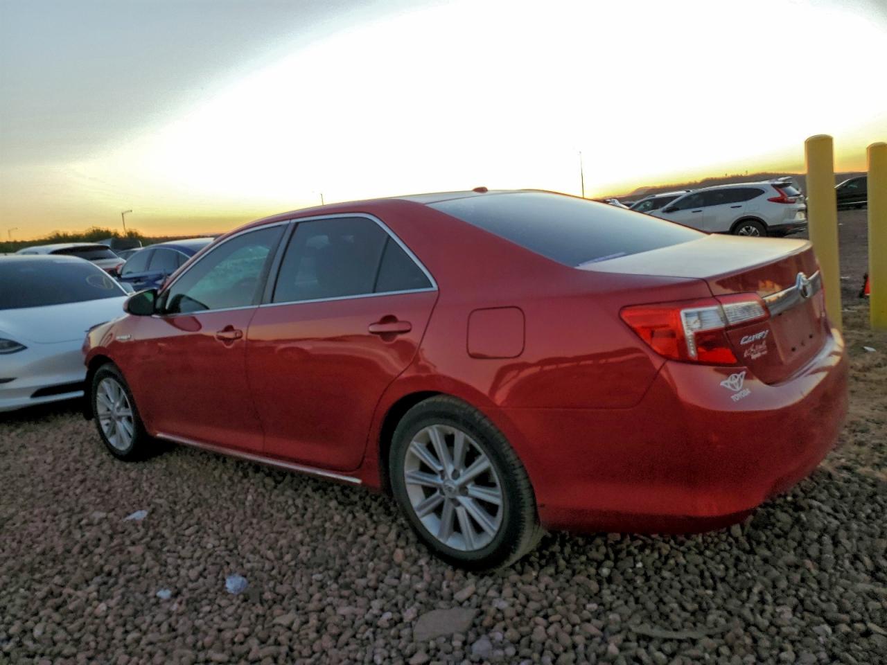Lot #3317831224 2013 TOYOTA CAMRY HYBR