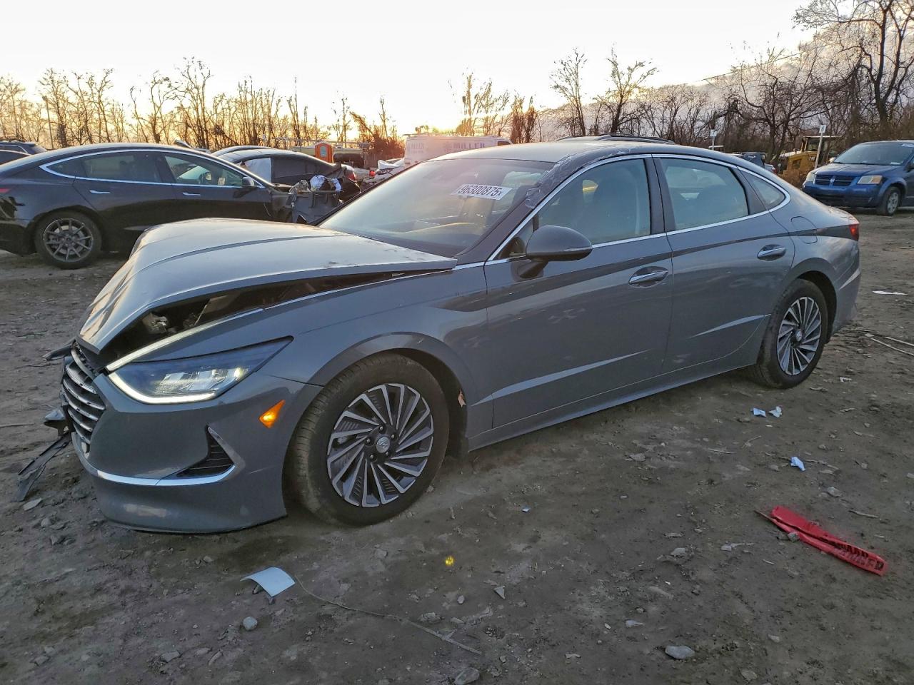 HYUNDAI SONATA HYBRID