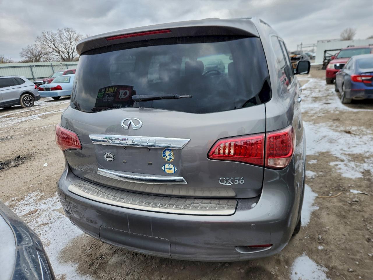 INFINITI QX56