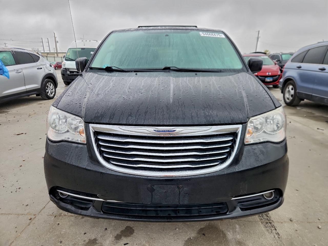 CHRYSLER TOWN & COUNTRY TOURING