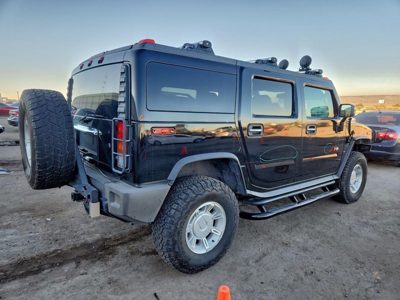 Lot #3318081393 2003 HUMMER H2