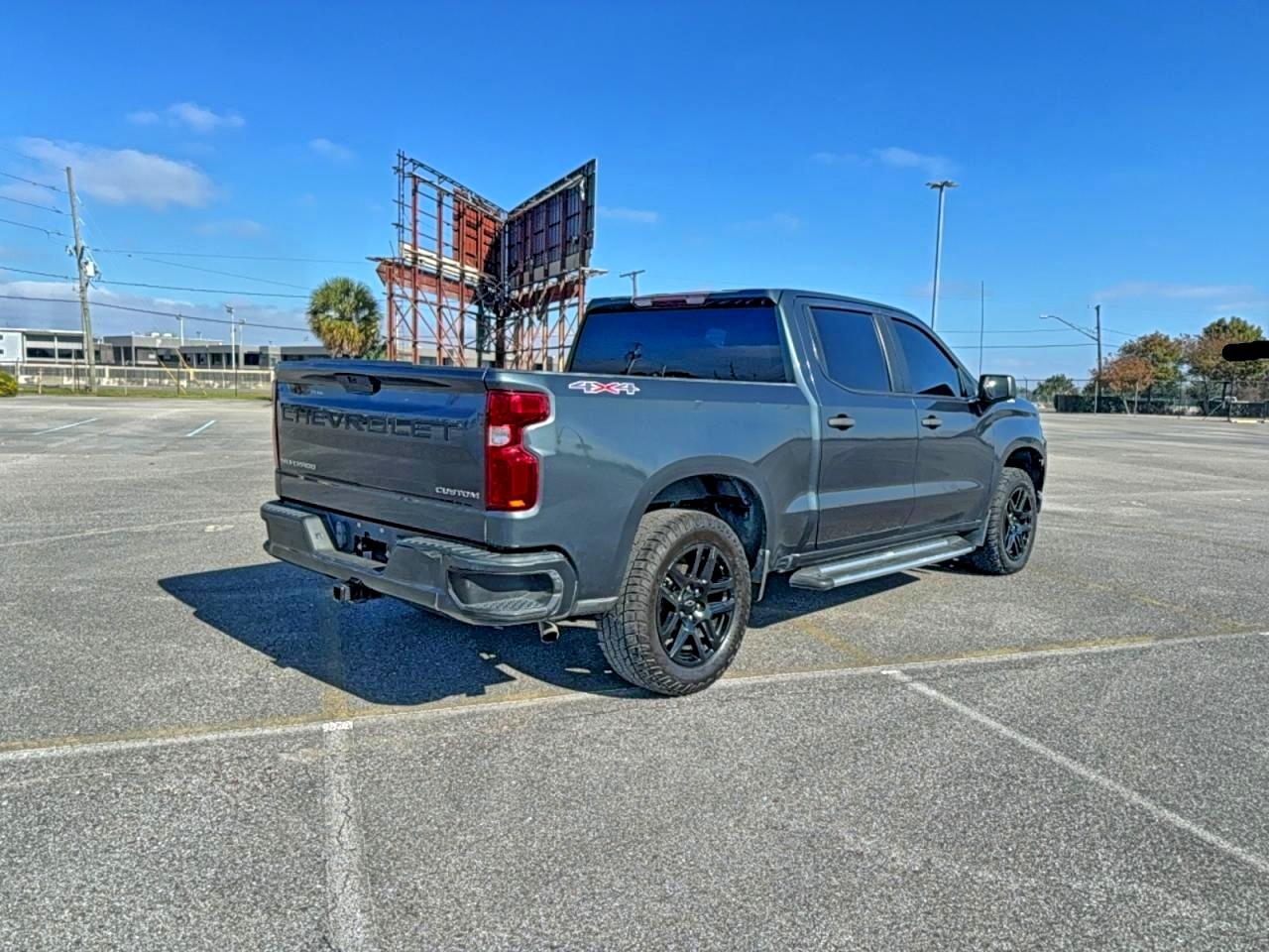 CHEVROLET SILVERADO K1500 CUSTOM