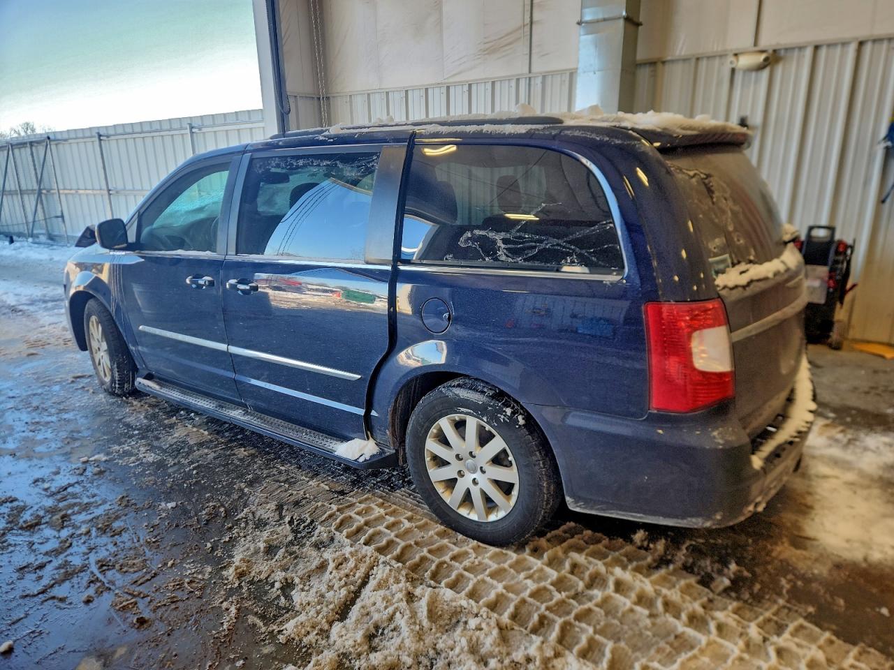 CHRYSLER TOWN & COUNTRY TOURING