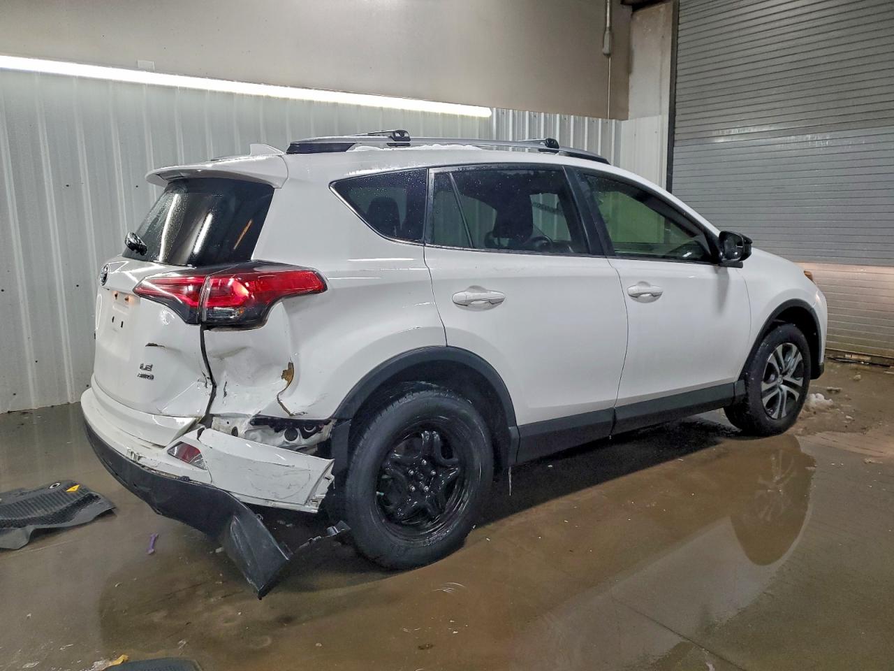 TOYOTA RAV4 LE