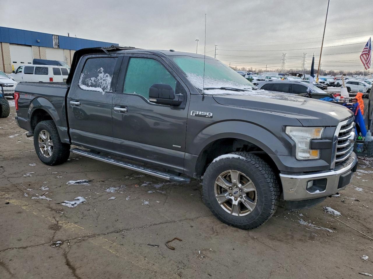 FORD F-150 SUPERCREW