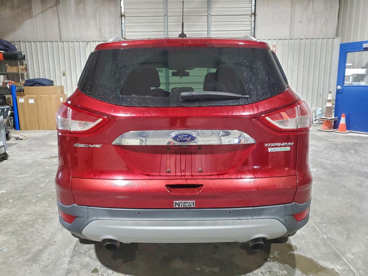 FORD ESCAPE TITANIUM