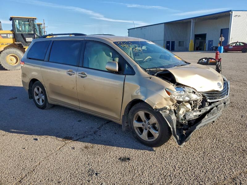 2011 TOYOTA SIENNA LE #3315942100