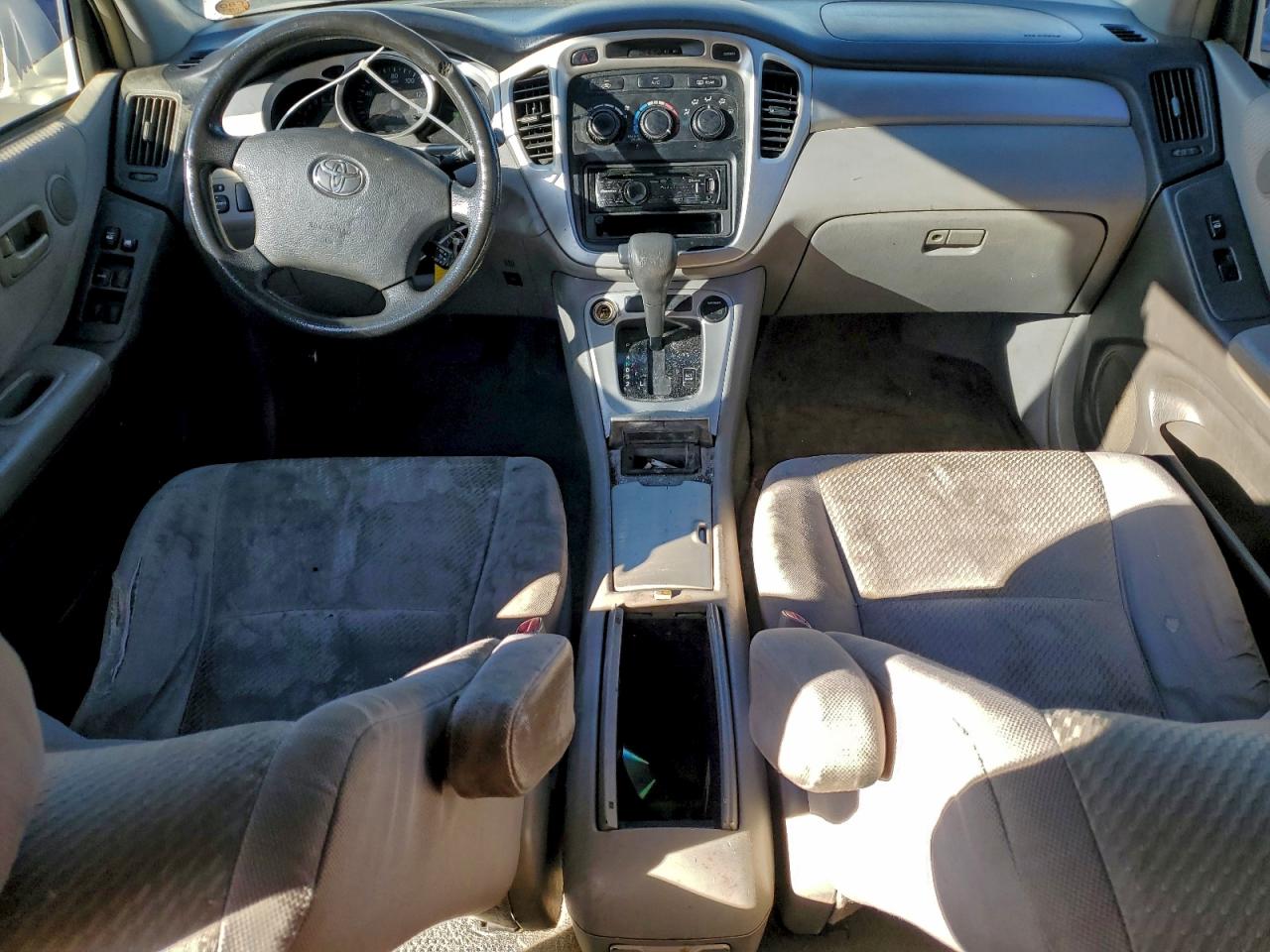 Lot #3318116372 2005 TOYOTA HIGHLANDER