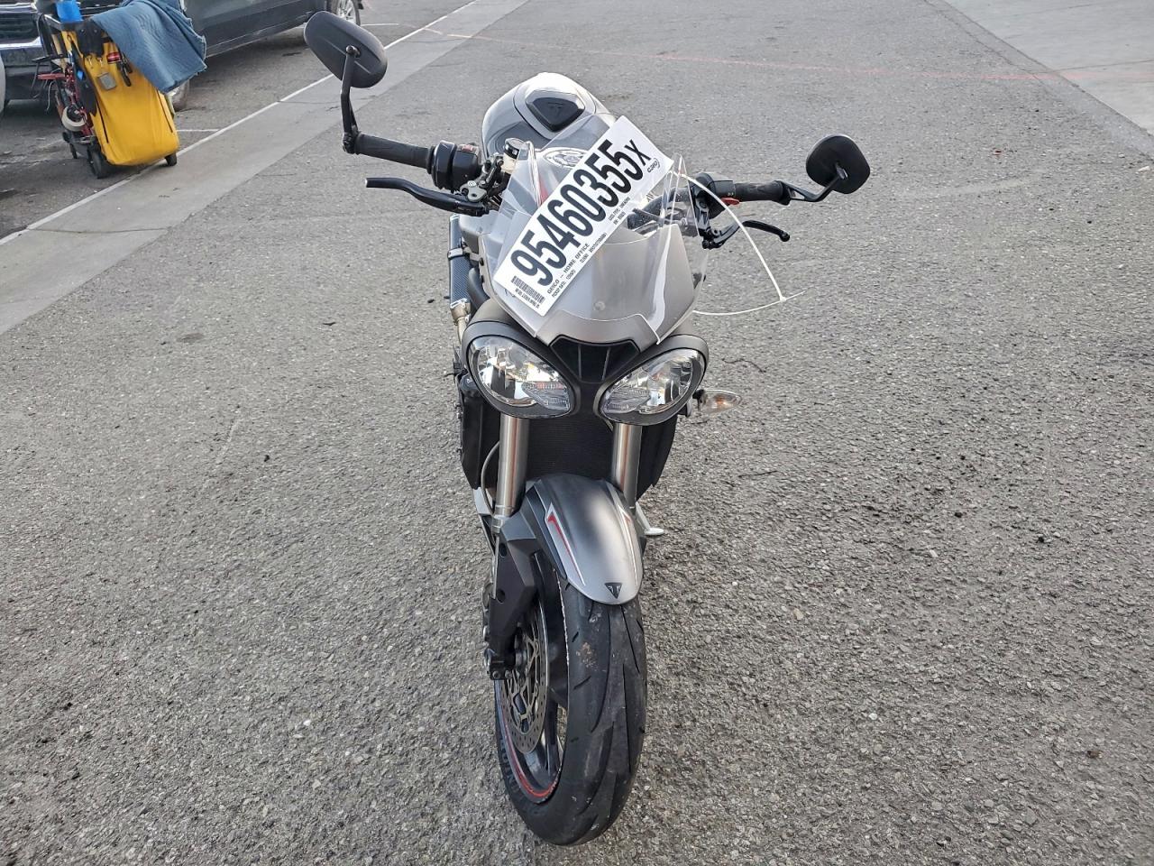 Lot #3311680220 2018 TRIUMPH MOTORCYCLE STREET TRI