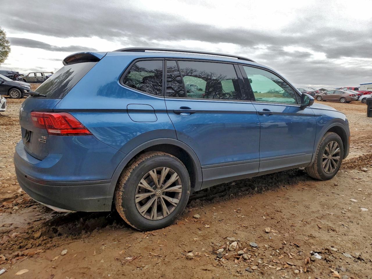VOLKSWAGEN TIGUAN S