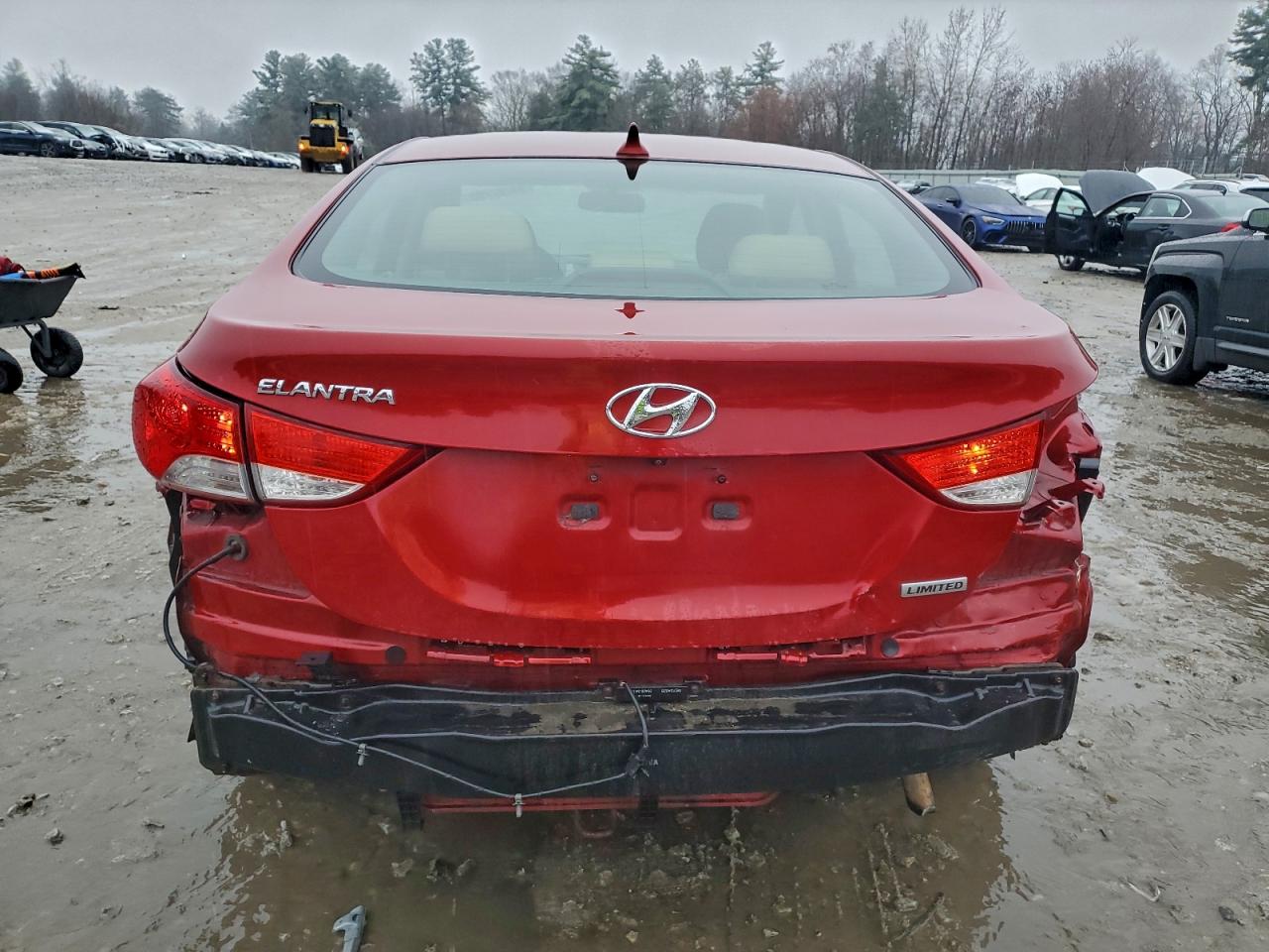 Lot #3315727348 2013 HYUNDAI ELANTRA GL