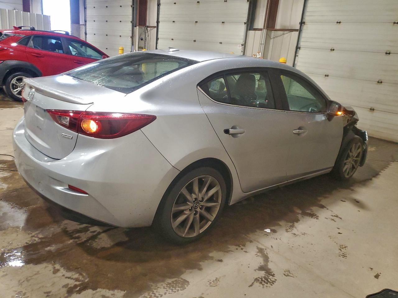 MAZDA 3 GRAND TOURING