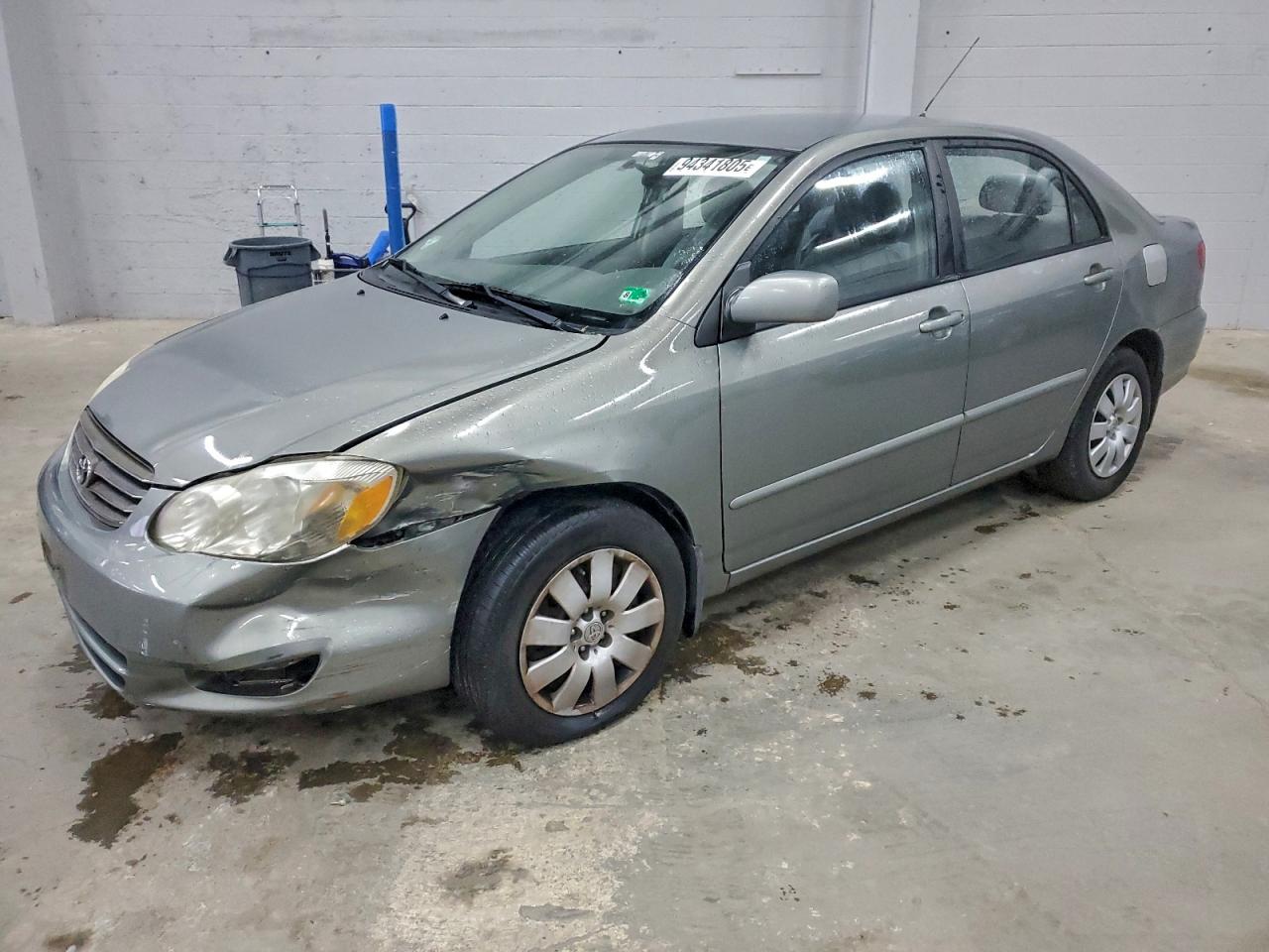 Lot #3302749038 2004 TOYOTA COROLLA CE