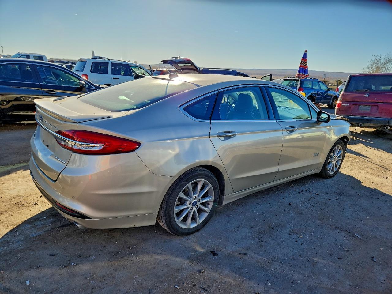 FORD FUSION TITANIUM PHEV