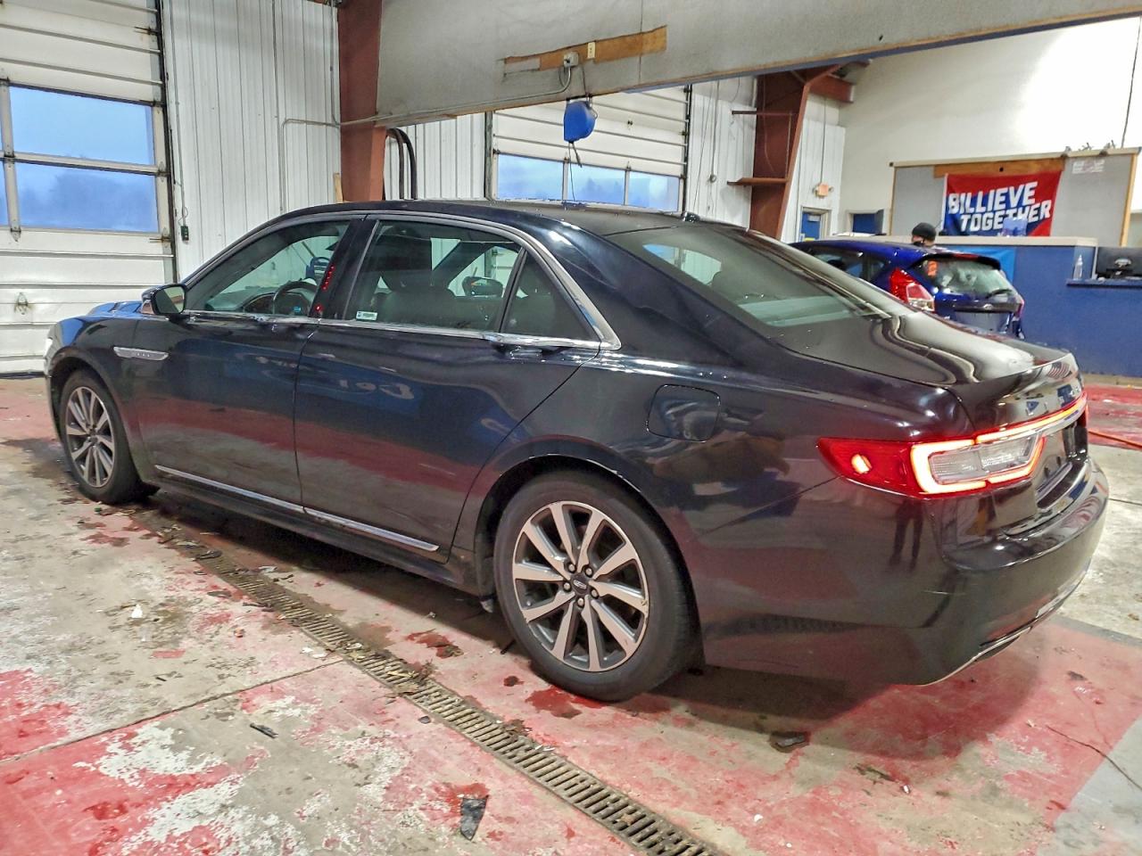 Lot #3315688728 2017 LINCOLN CONTINENTA