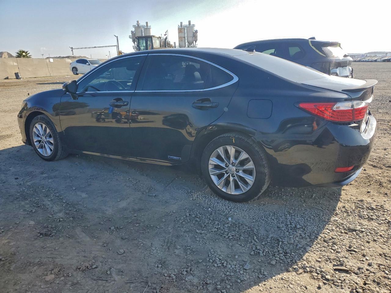 Lot #3311491246 2013 LEXUS ES 300H