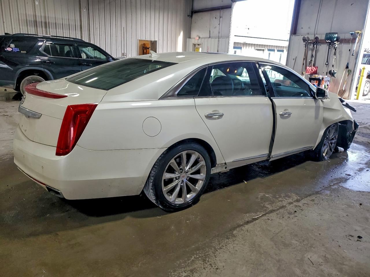 CADILLAC XTS PREMIUM COLLECTION