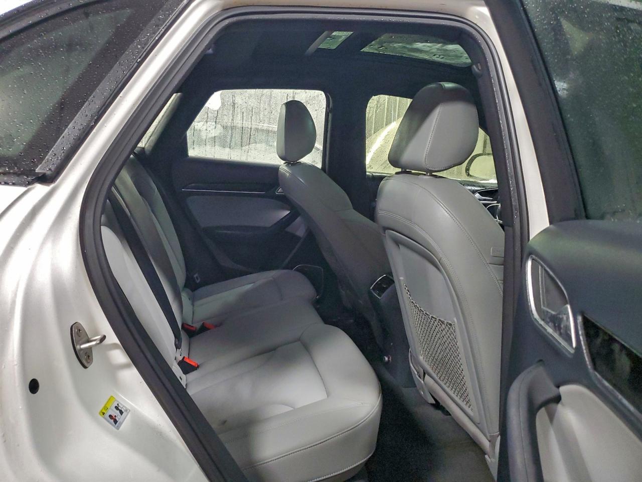 AUDI Q3 PREMIUM PLUS