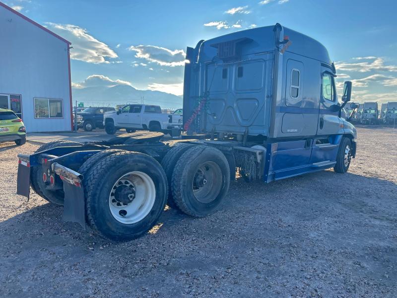 2014 FREIGHTLINER CASCADIA 1 #3305405304