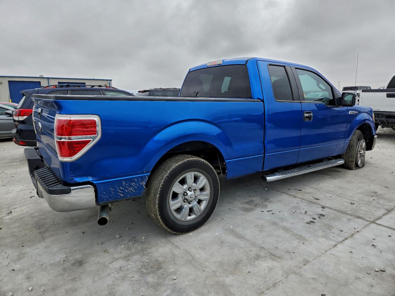FORD F-150 SUPER CAB