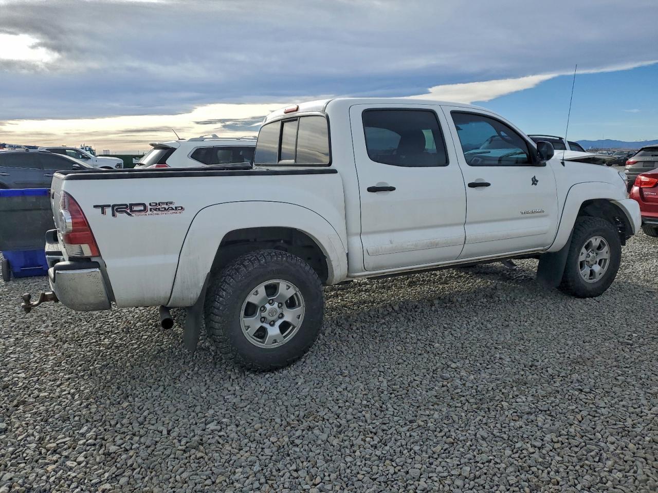 TOYOTA TACOMA DOUBLE CAB PRERUNNER