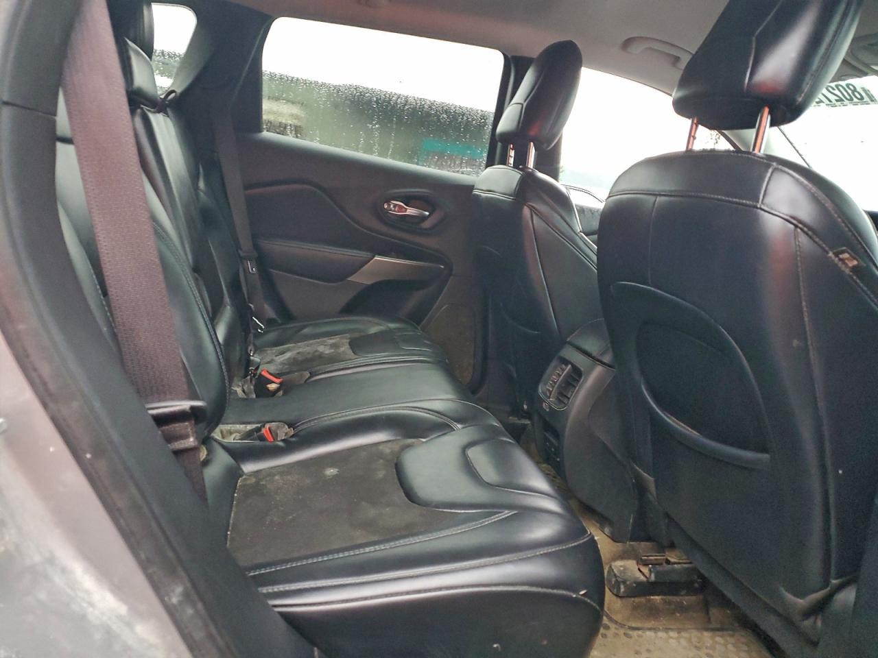 JEEP GRAND CHEROKEE LATITUDE PLUS