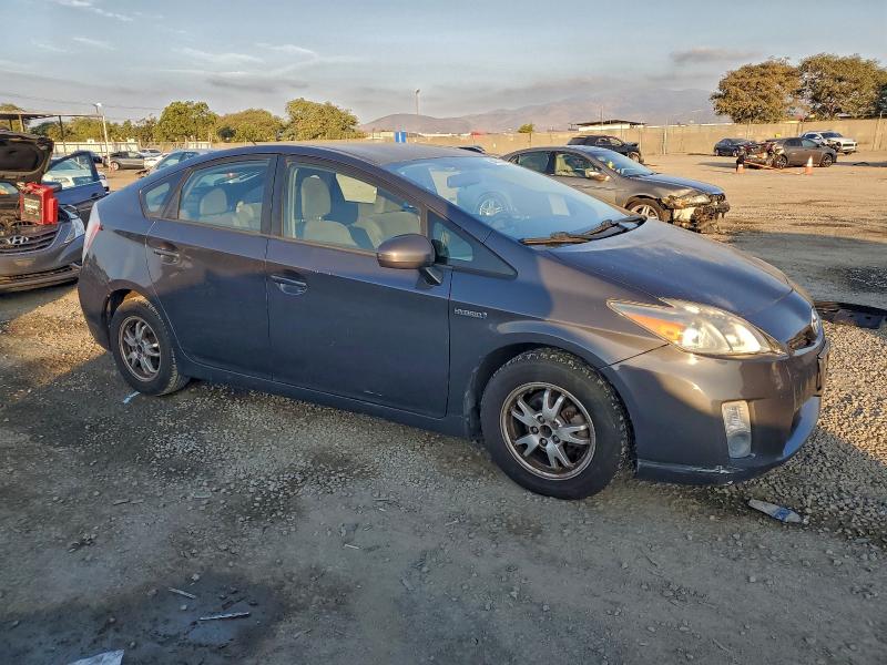 2011 TOYOTA PRIUS #3304070486