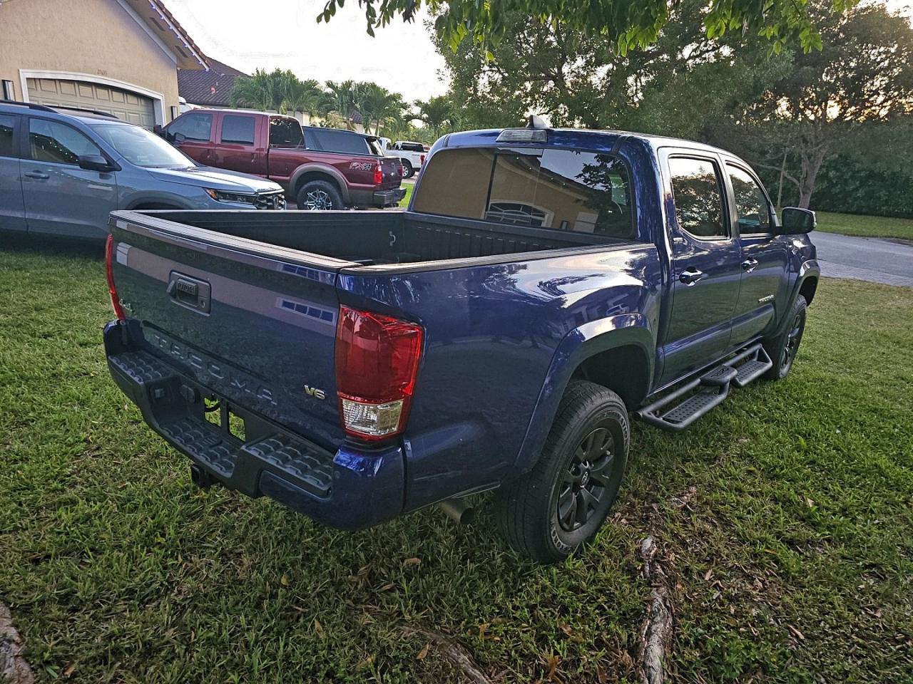 TOYOTA TACOMA DOUBLE CAB