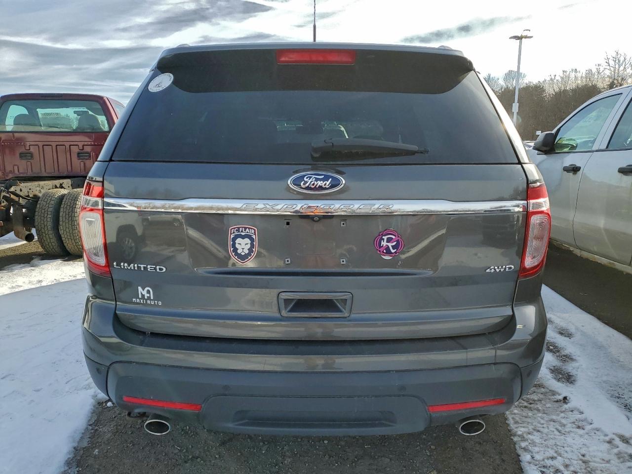 FORD EXPLORER LIMITED