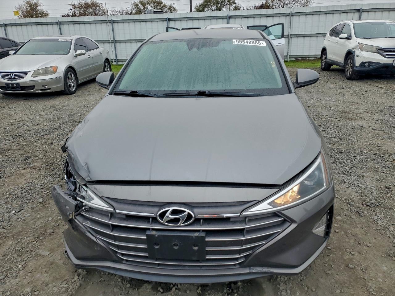 HYUNDAI ELANTRA SEL