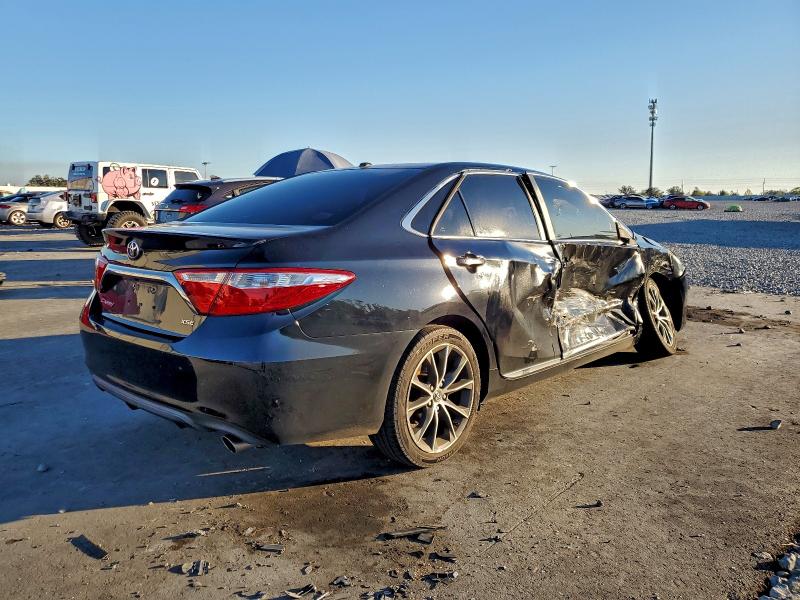 2017 TOYOTA CAMRY LE #3318801960