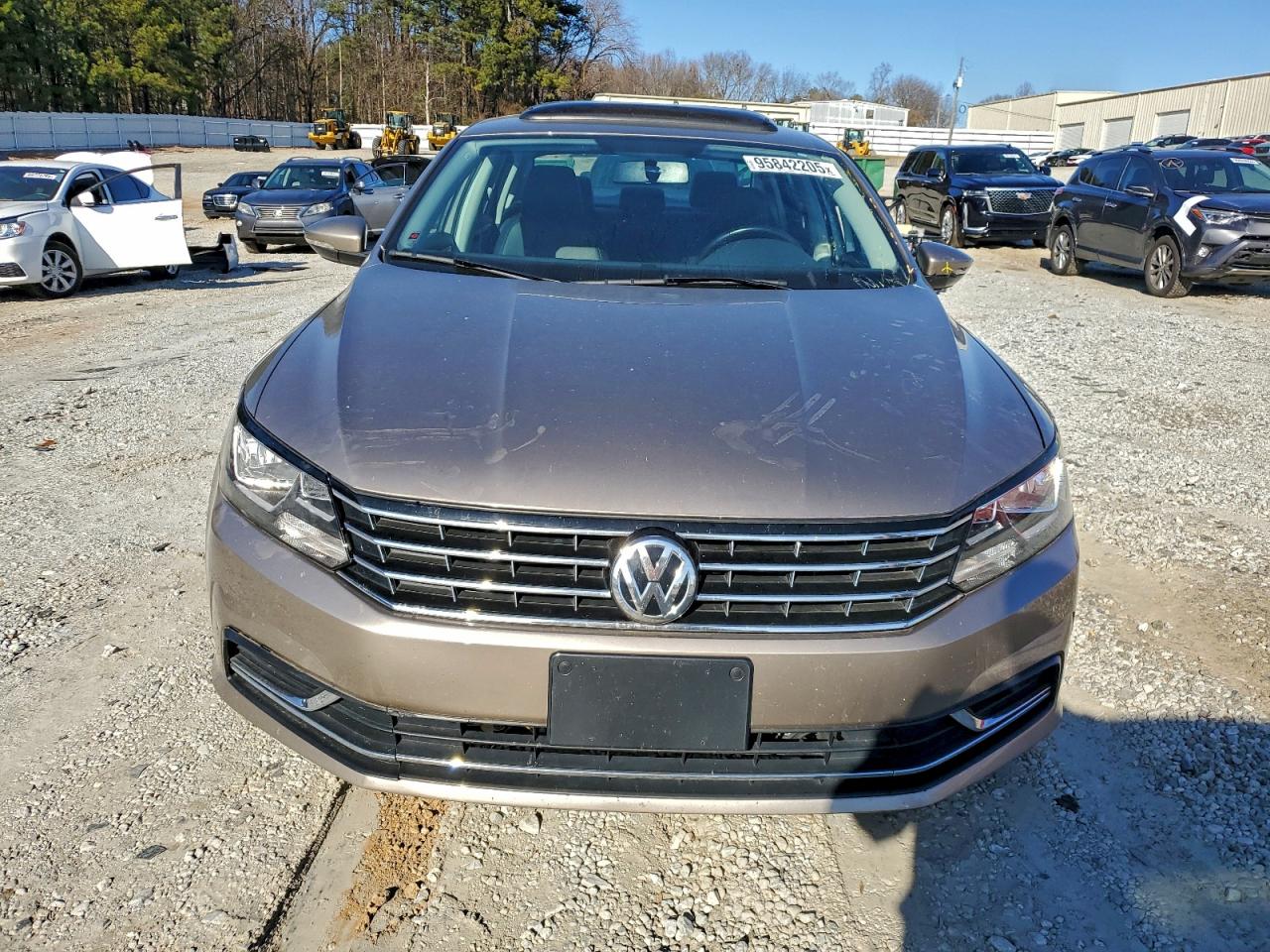 VOLKSWAGEN PASSAT SE