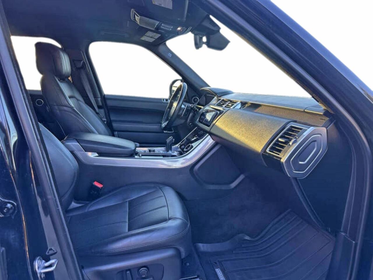 LAND ROVER RANGE ROVER HSE SILVER EDITION