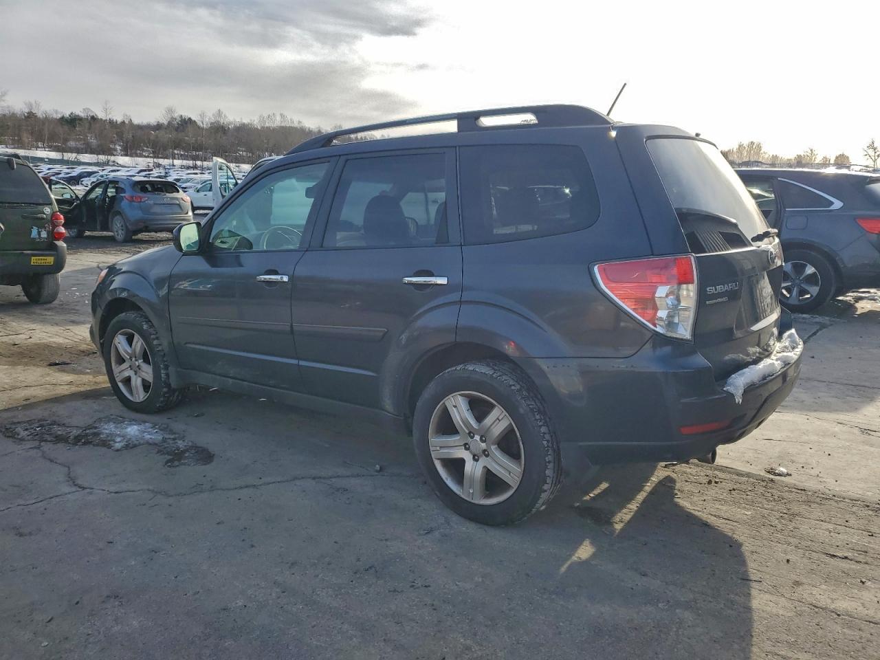 Lot #3308459325 2010 SUBARU FORESTER 2