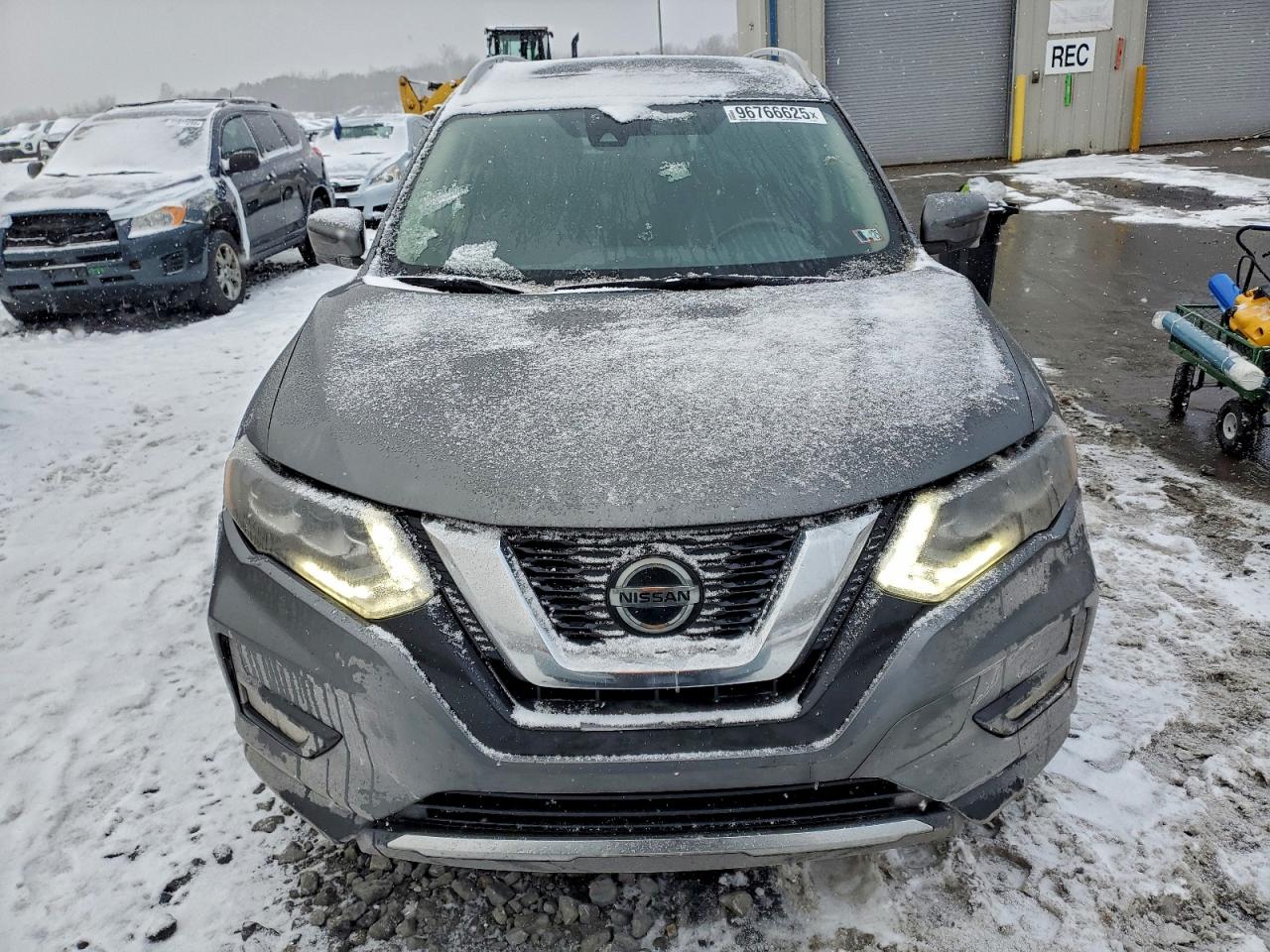 Lot #3311544246 2018 NISSAN ROGUE S