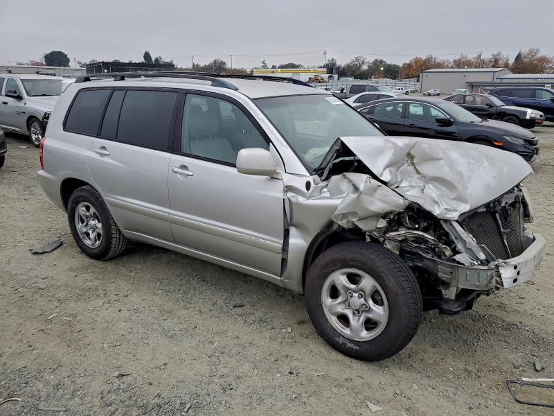 2002 TOYOTA HIGHLANDER #3311551250