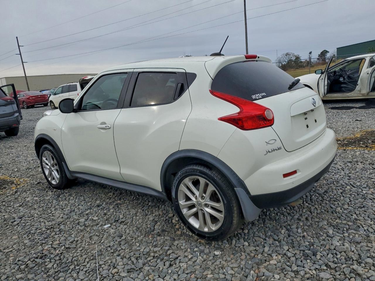 NISSAN JUKE S