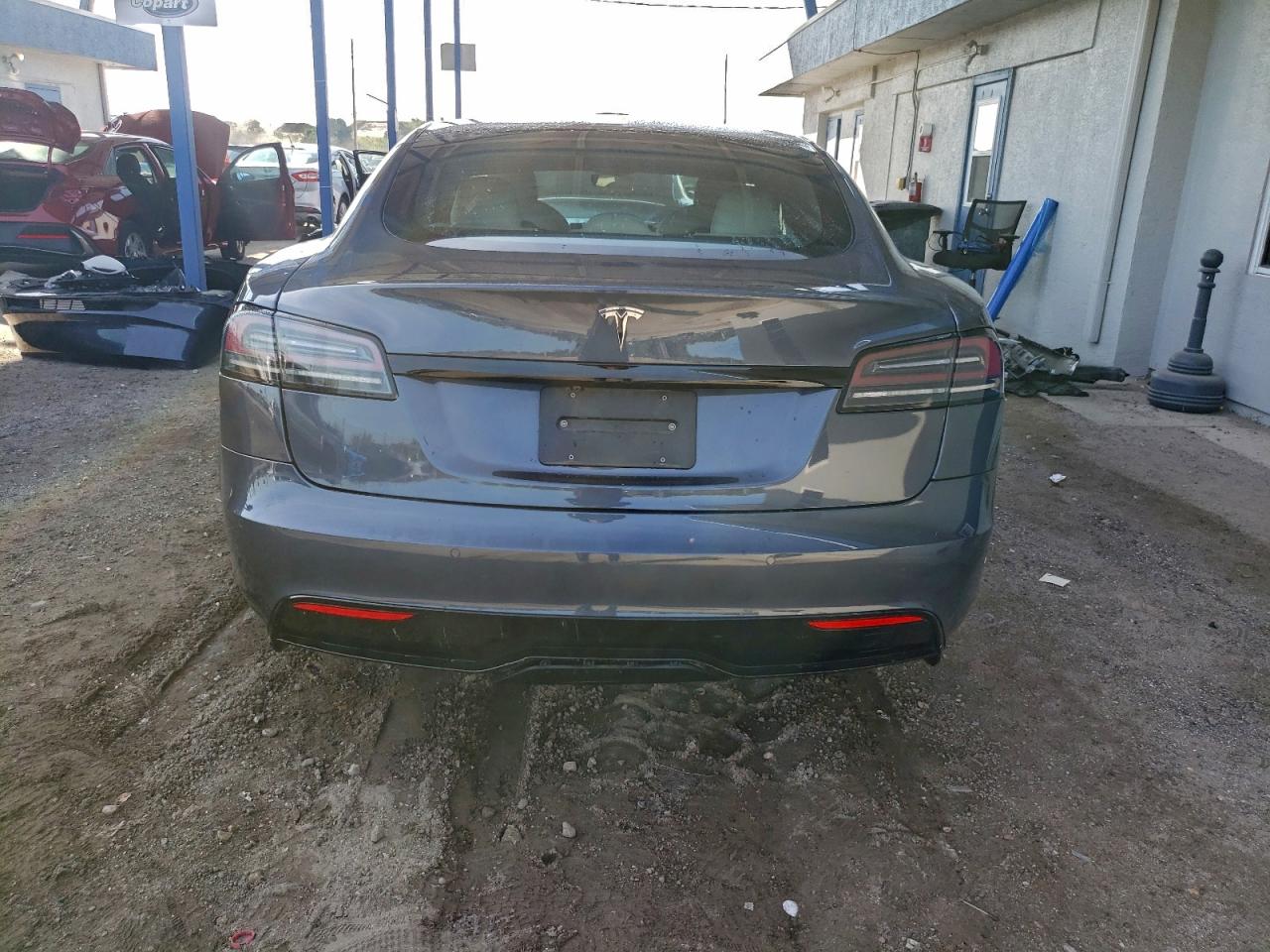 TESLA MODEL S