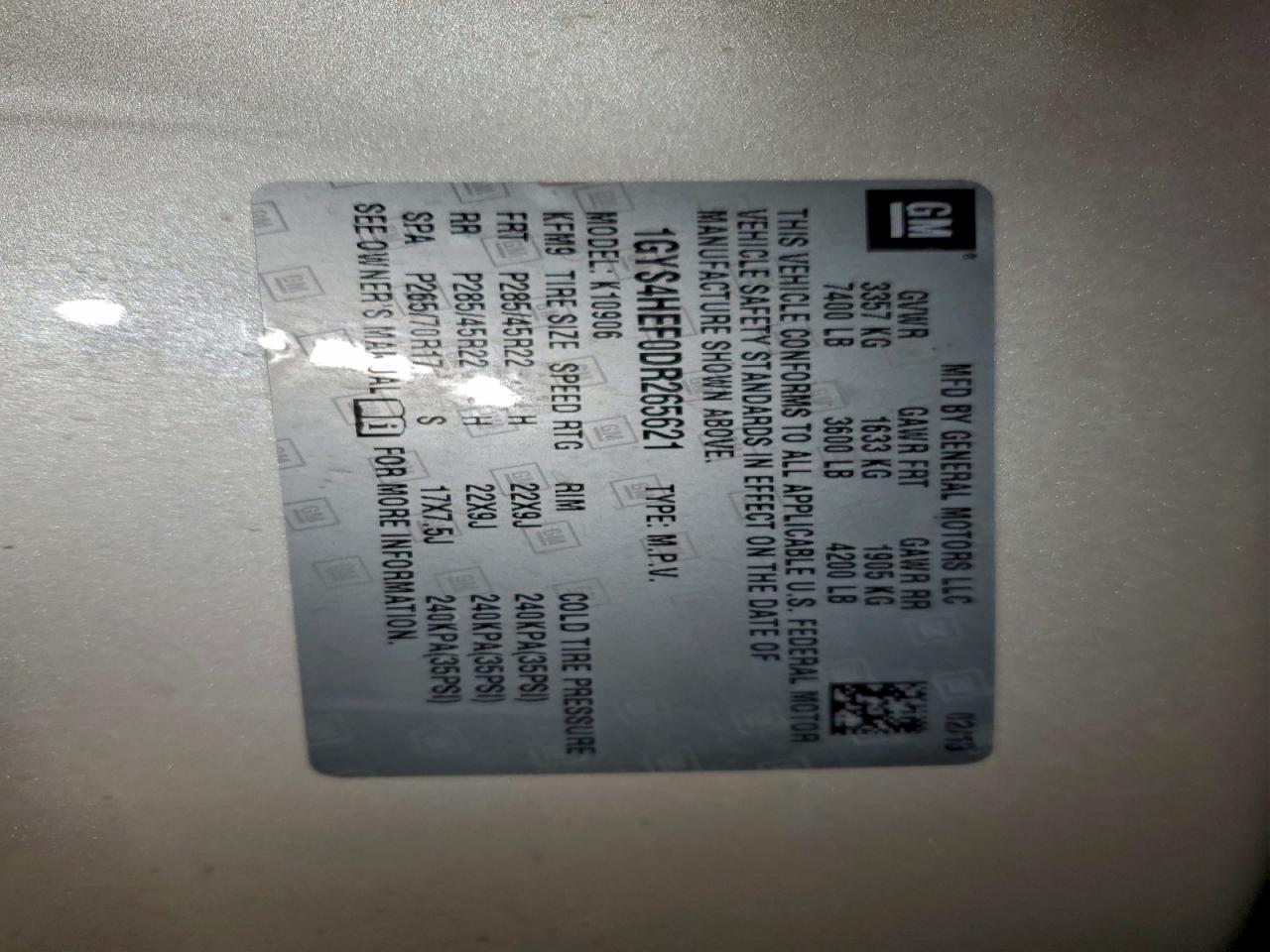 CADILLAC ESCALADE ESV LUXURY