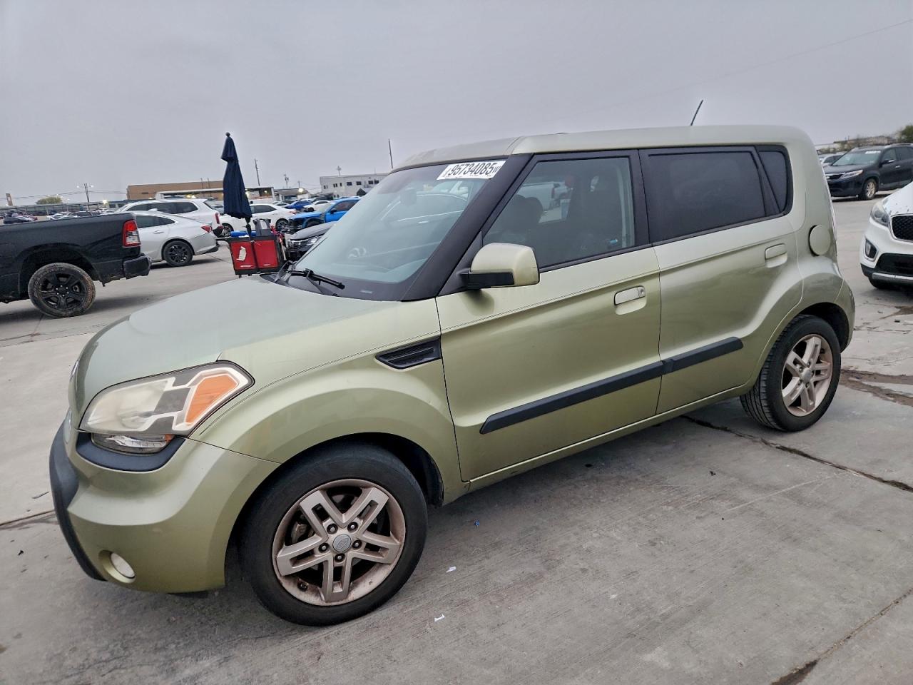 KIA SOUL +