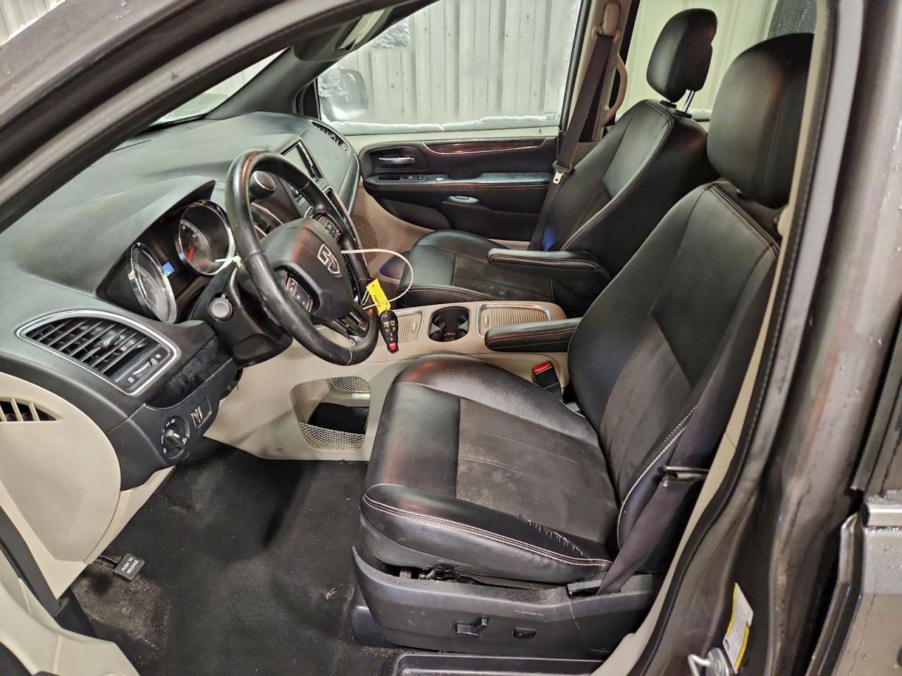 DODGE GRAND CARAVAN SXT