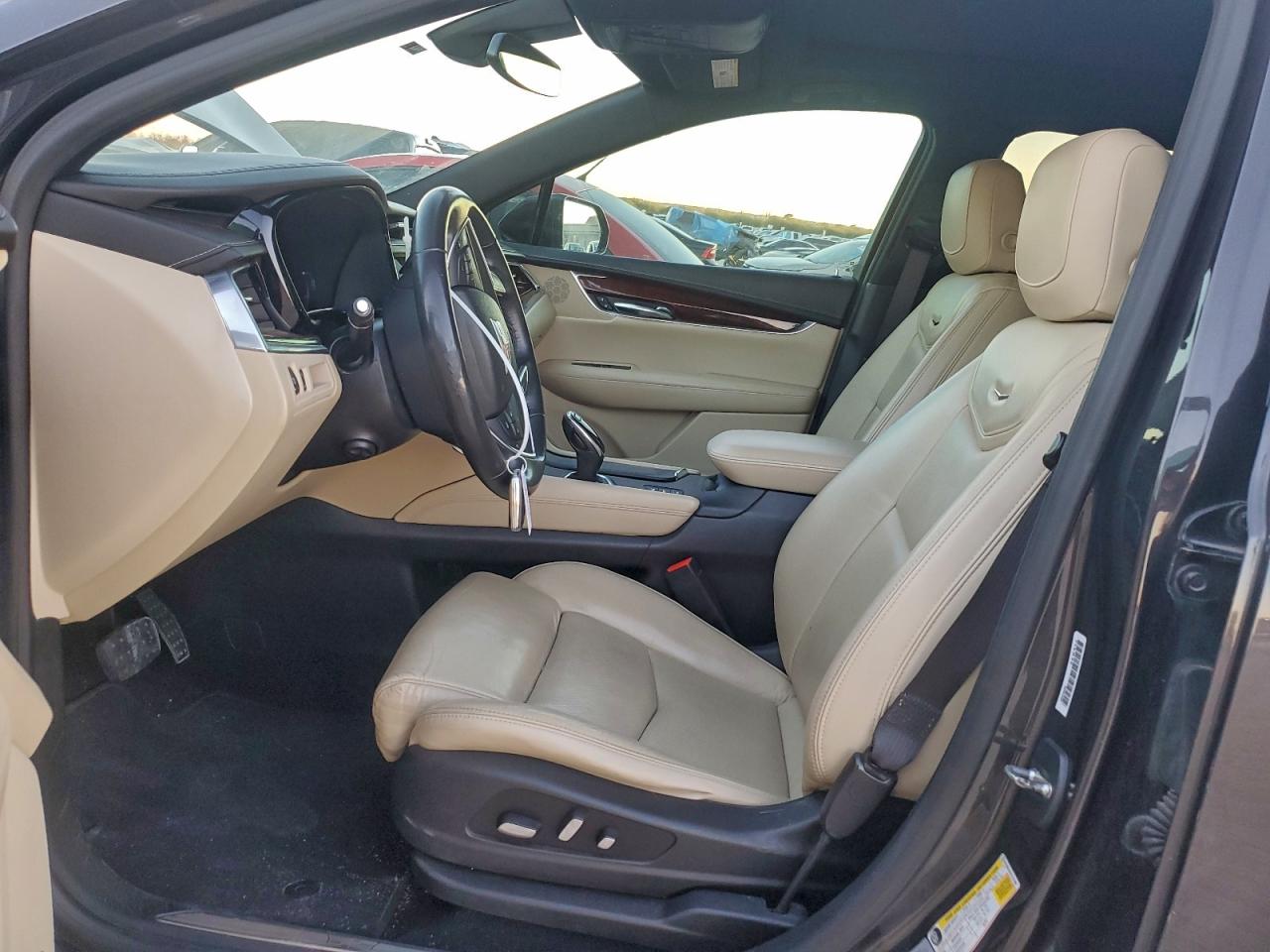 CADILLAC XT5 PREMIUM LUXURY