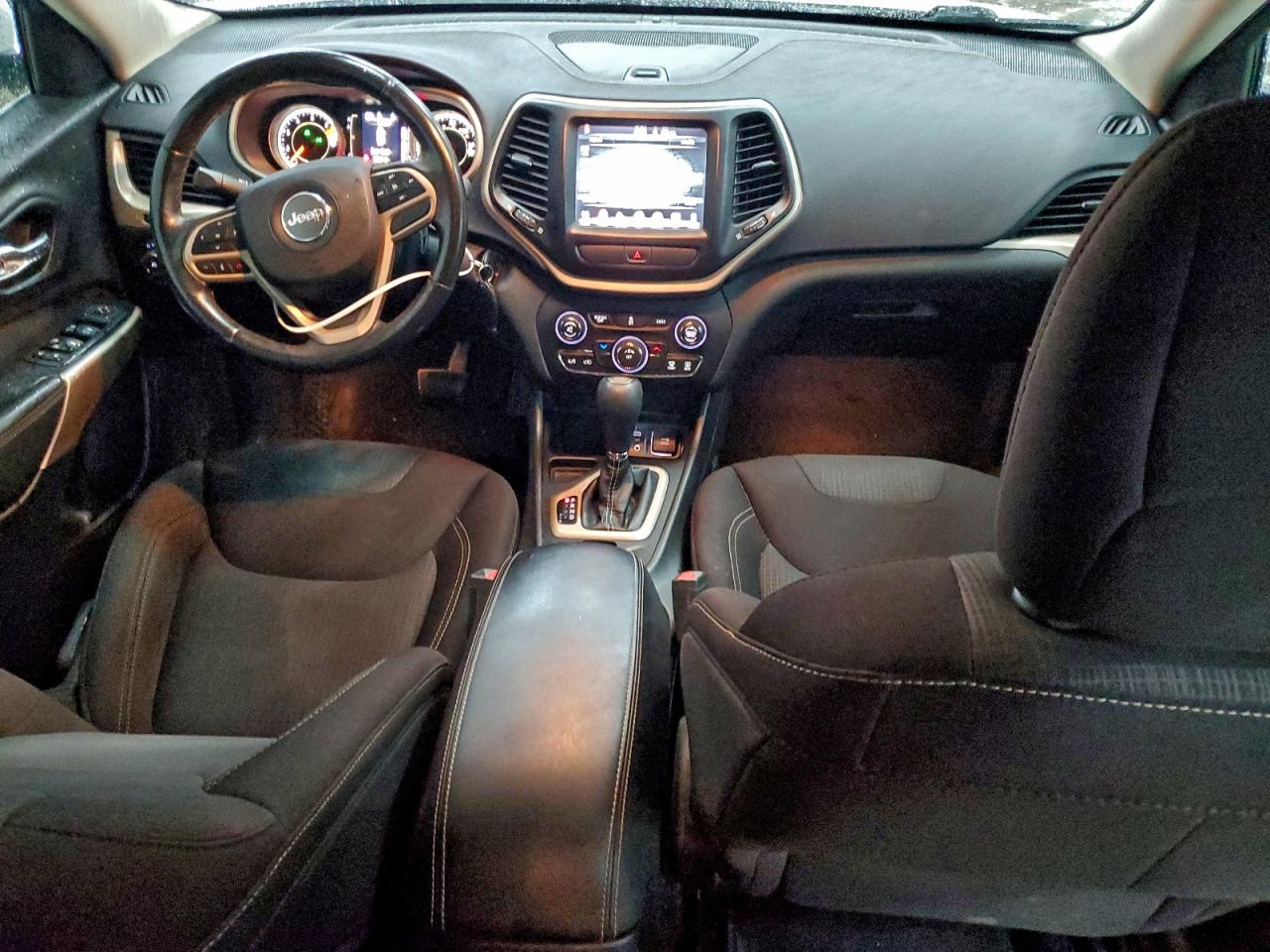 JEEP GRAND CHEROKEE LATITUDE