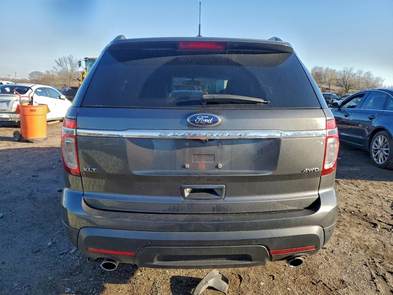 FORD EXPLORER XLT